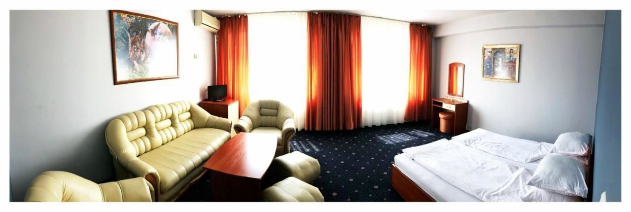 Отель Hotel Rahovets Горна-Оряховица-23