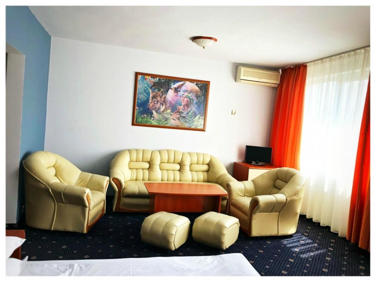 Отель Hotel Rahovets Горна-Оряховица-8